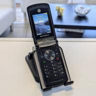 Motorola RAZR2 V9