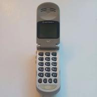 Motorola V50