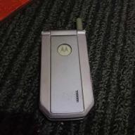 Motorola V680