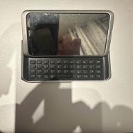 Nokia E7